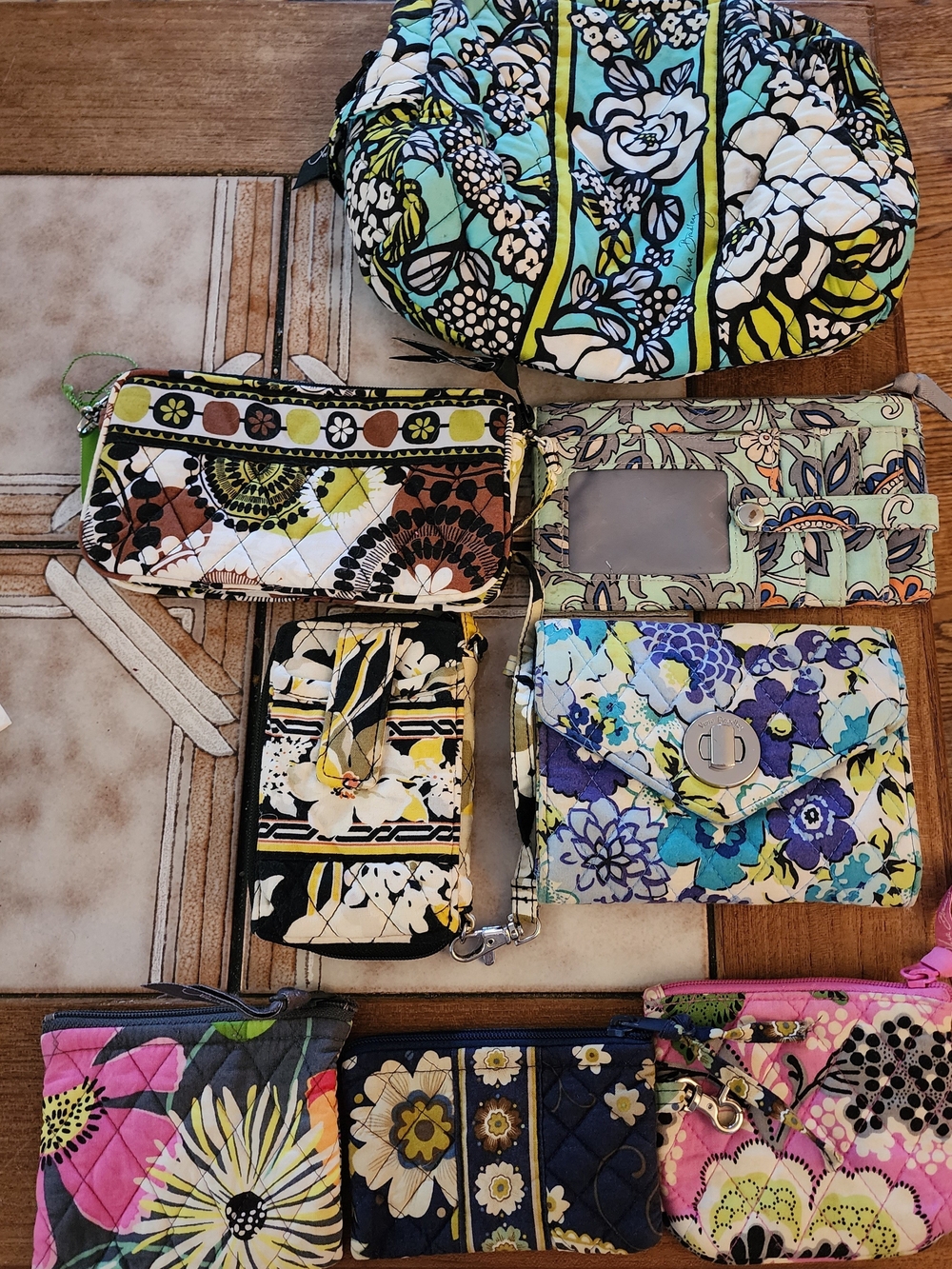 Vera Bradley Floral Quilted Wristlet Wallet Lunch Bag Lot Of 8